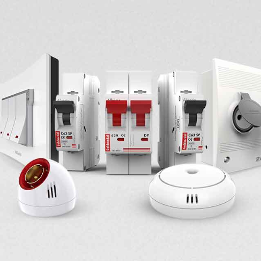 Quali sono le sfide più comuni nei test e nella messa in servizio delle apparecchiature elettriche?